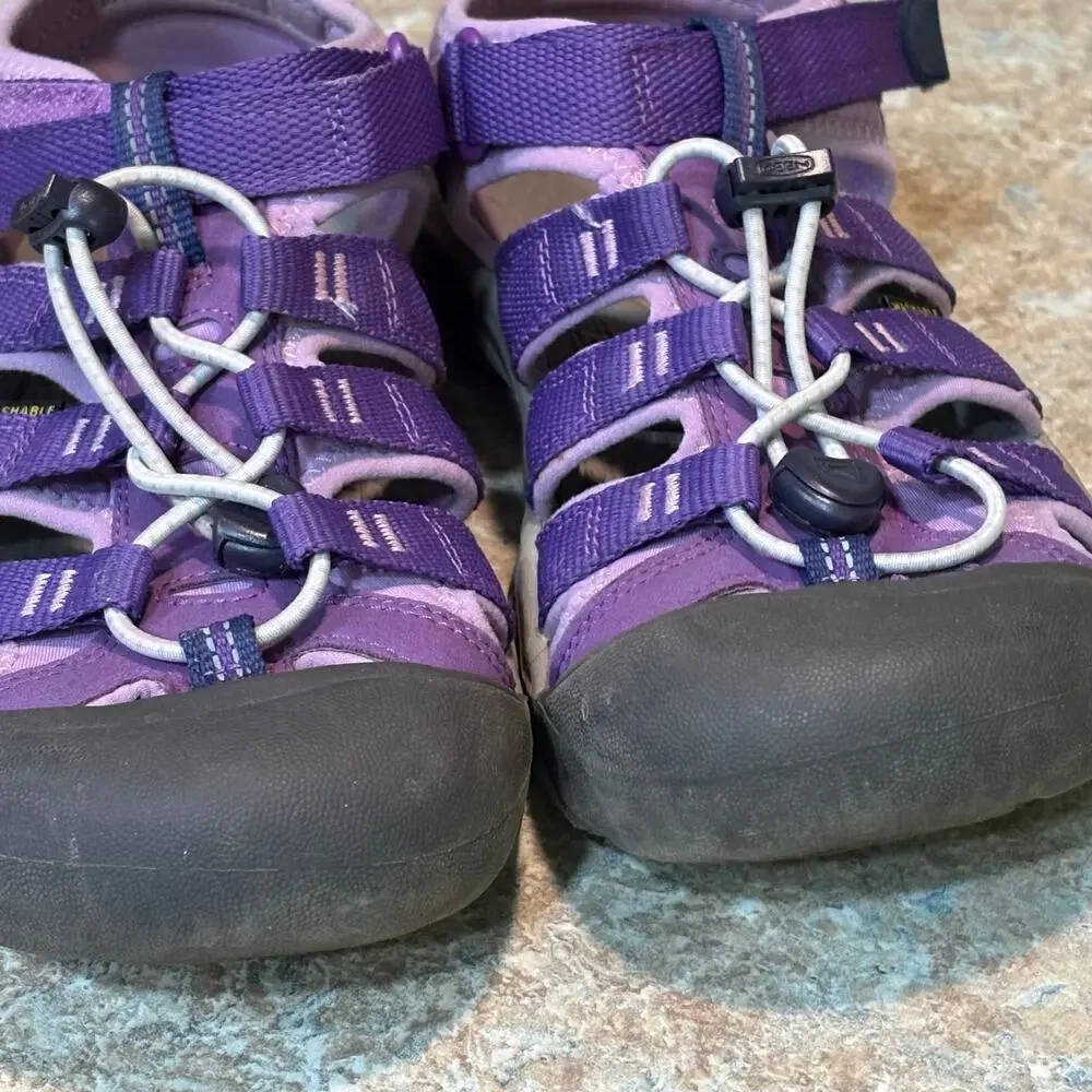 Keen Children's Purple Lavender Newport H2 Hiking Outdoor Water Shoes Size 5